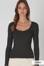 Clean line sweetheart V Neck LS