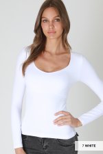 Clean line sweetheart V Neck LS
